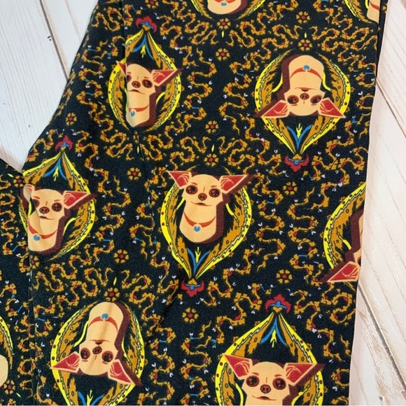 Lularoe Leggings OS Black Floral Chihuahua Dog Print Taco Bell 0872 - Picture 2 of 8